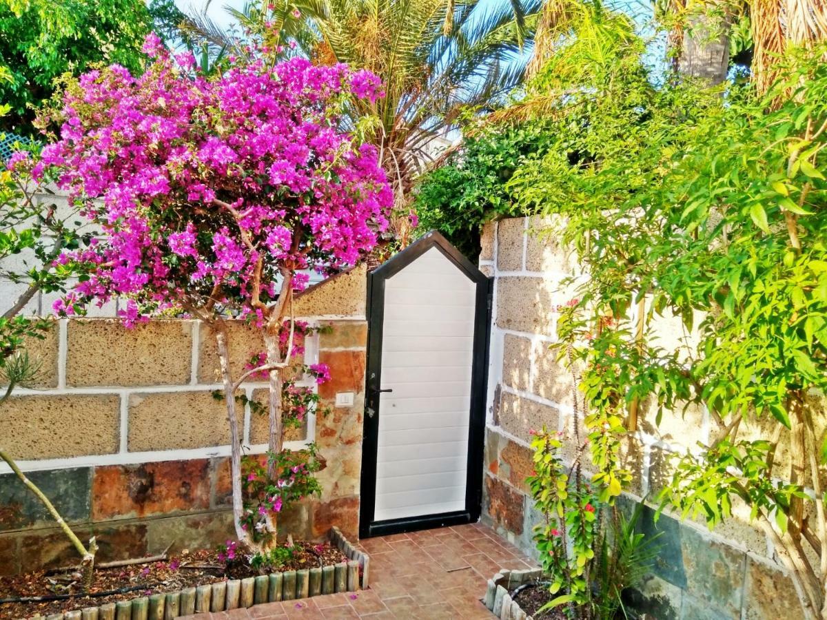 Casa Sarita - Farbenfrohes Ferienhaus Chayofa Екстериор снимка